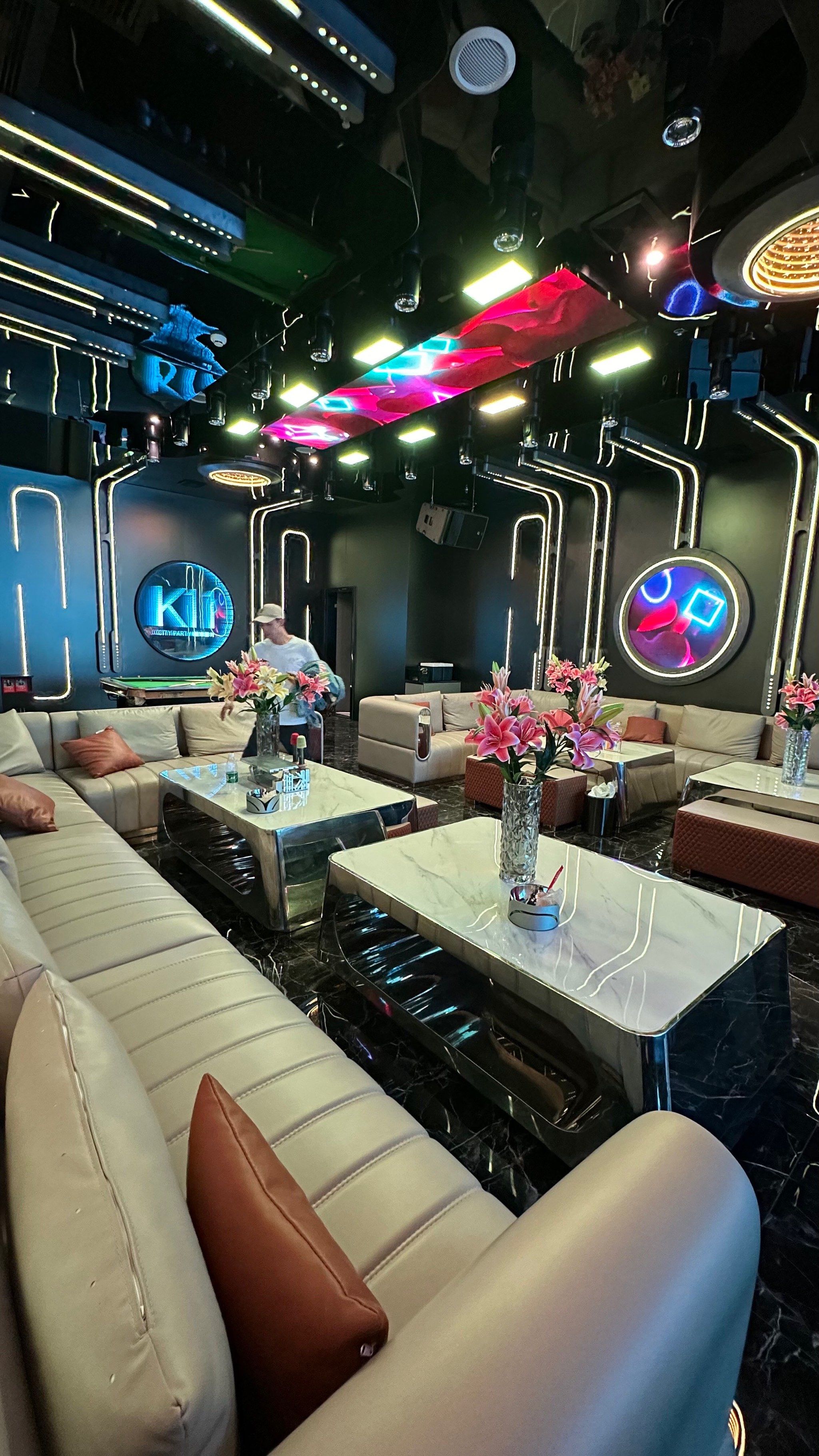 衢州商务ktv环境怎么样商务ktv好吗-衢江区ktv预订